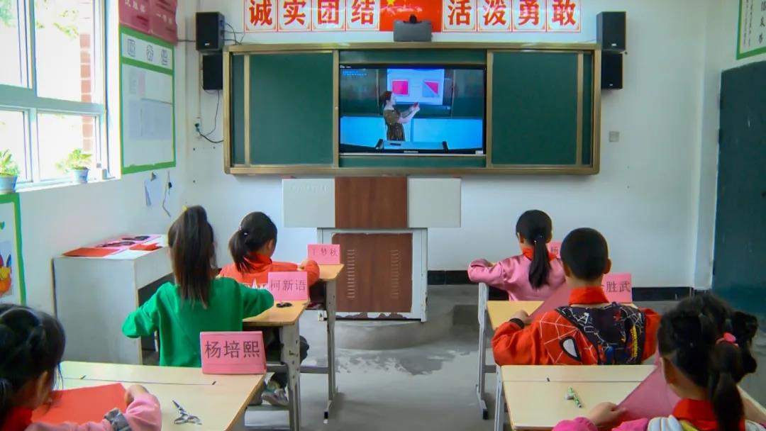 湖北竹山專遞課堂，助推城鄉(xiāng)教育均衡發(fā)展