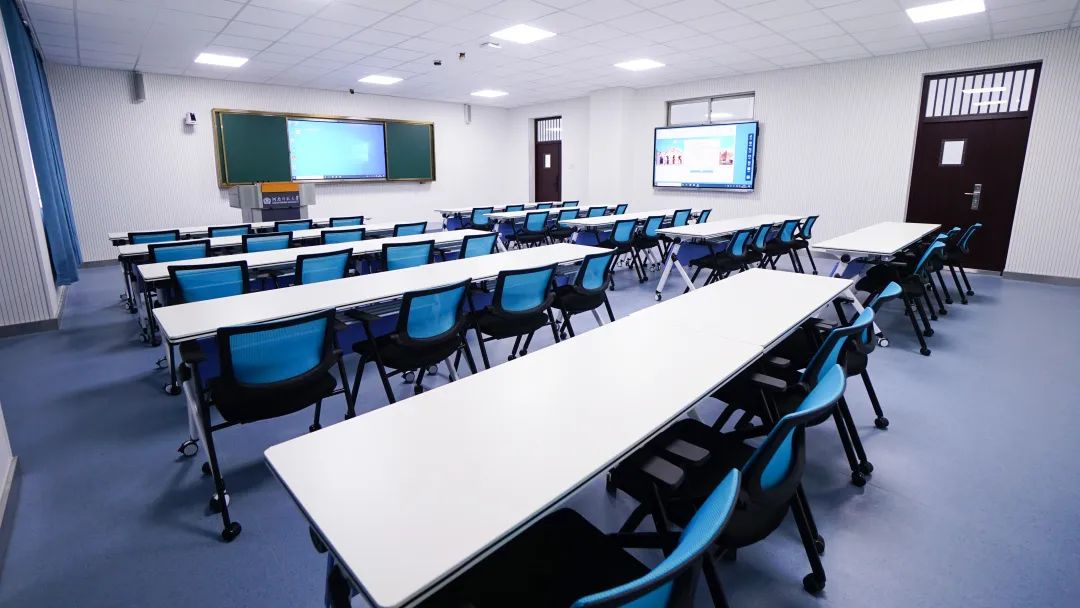 河南師范大學(xué) 微格教學(xué)，提升師范生教育實踐能力1.jpg