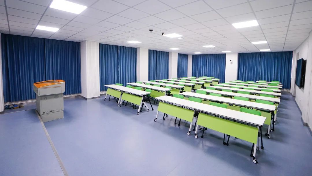 河南師范大學(xué)：微格教學(xué)，提升師范生教育實(shí)踐能力