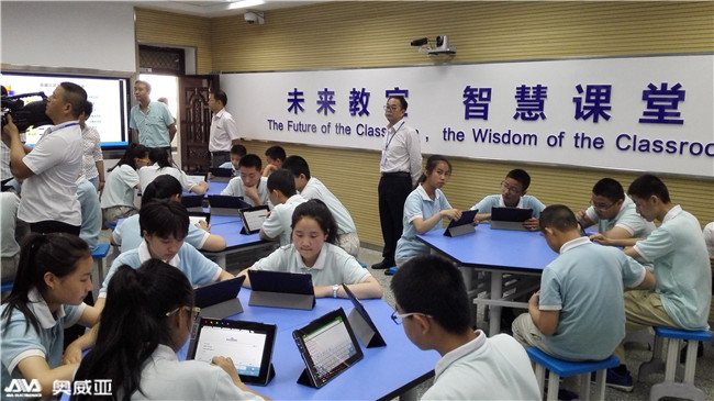 未來(lái)課室還能加互動(dòng)課堂？看看錄播廠家是怎么做的