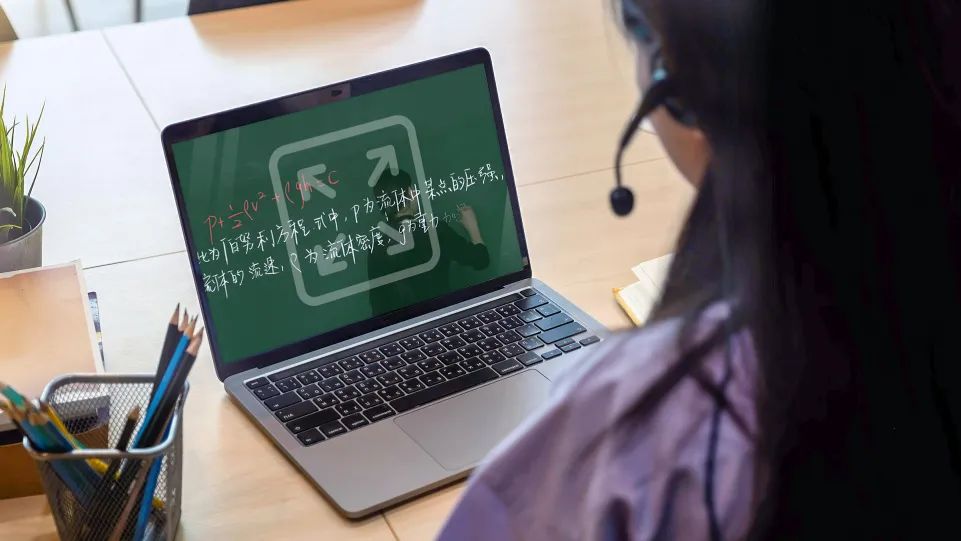 第60屆中國高等教育博覽會 | 奧威亞AI+教育，賦能新時(shí)代高校變革